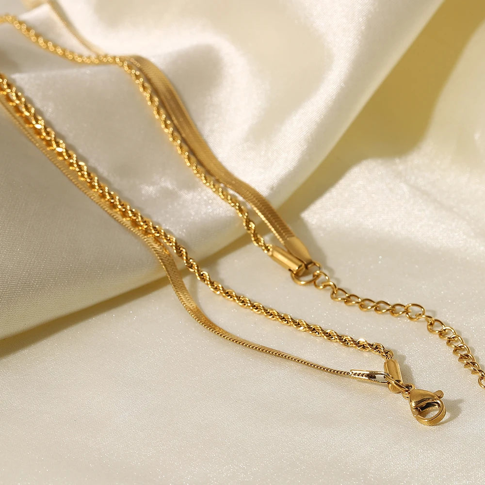 Serpente Necklace Flat Snake Chain