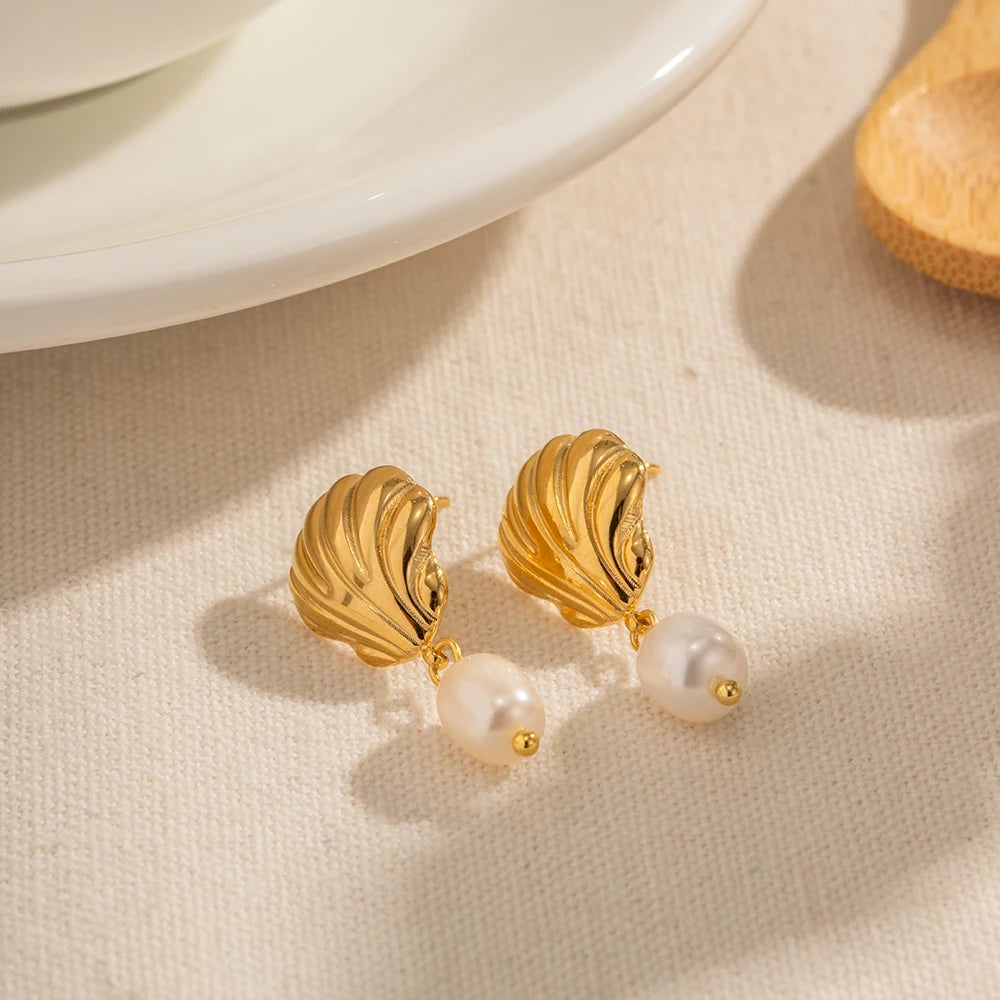Marina Earrings Shell & Freshwater Pearl
