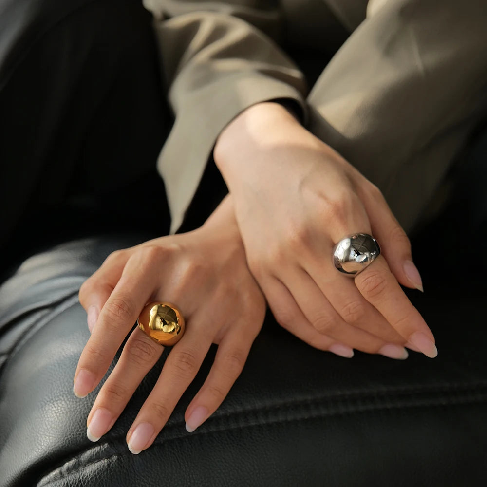 Orbis Ring Chunky Spherical Design