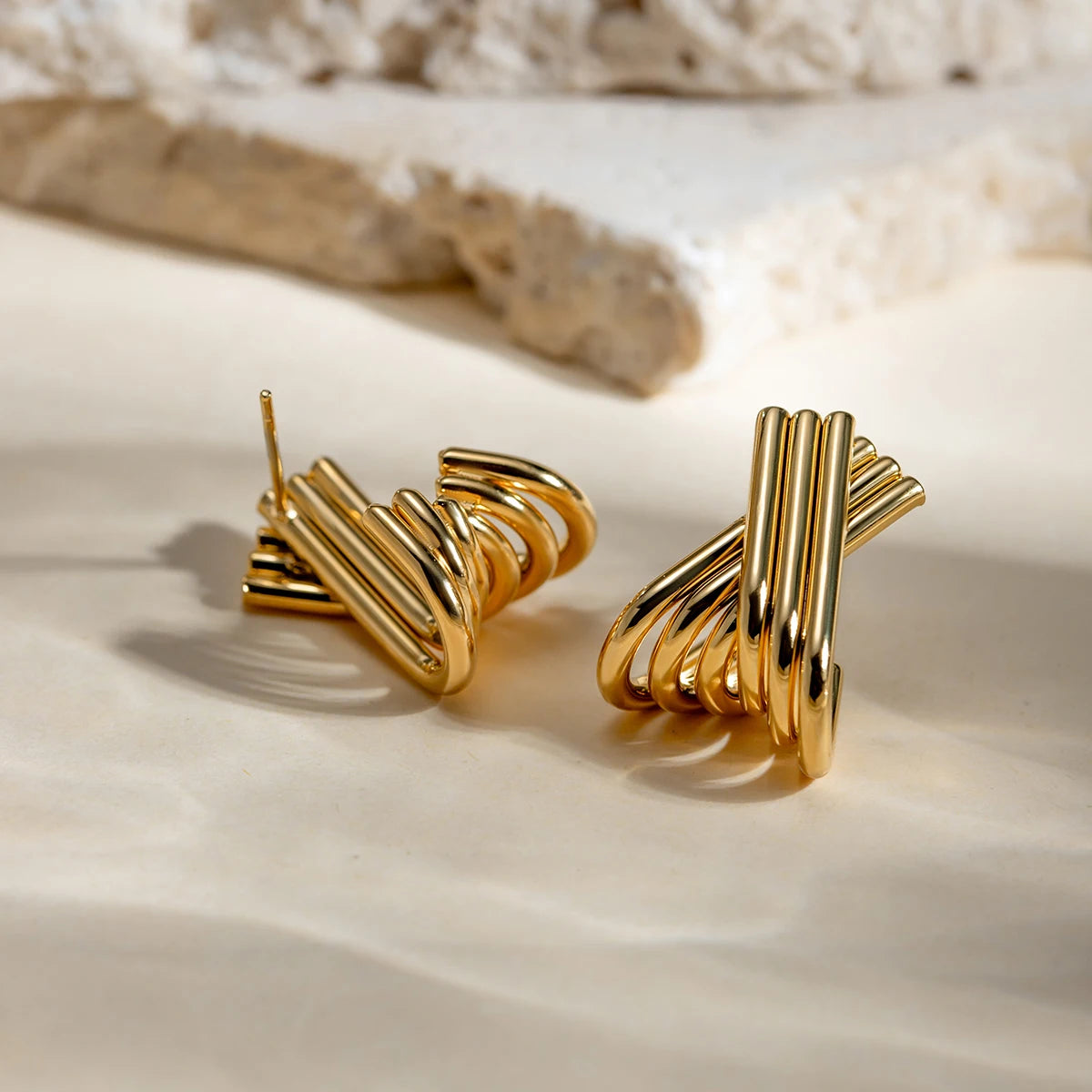 Croix Earrings Minimalist X-Shape