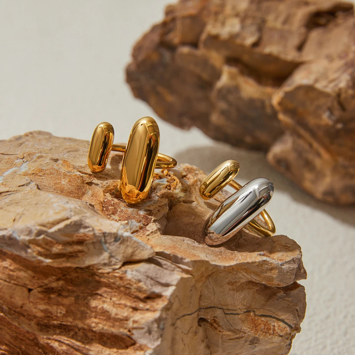Duo Ring Two-Tone Geometric Double Layer