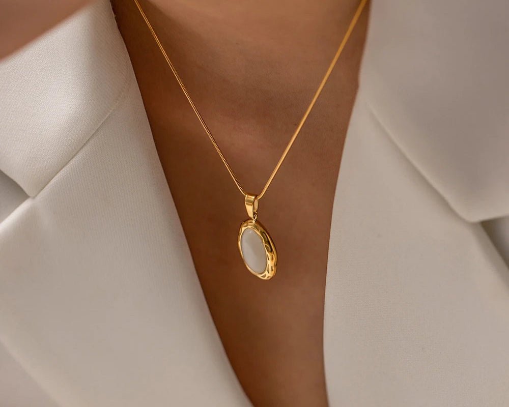 Lunaria Necklace Oval White Cat Eye Opal