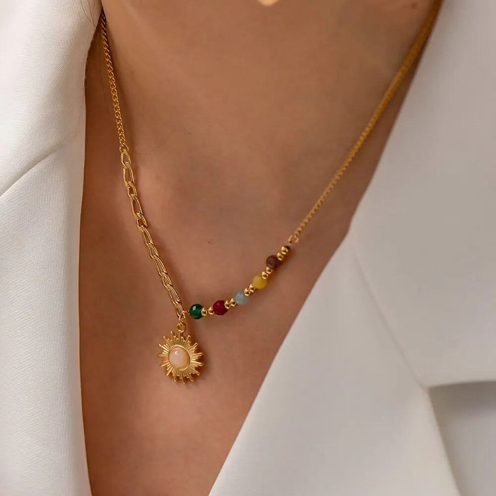 Solenne Necklace Sun Pendant with Bead & Figaro Chain