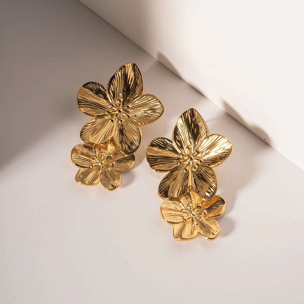 Fleur Earrings Vintage Flower