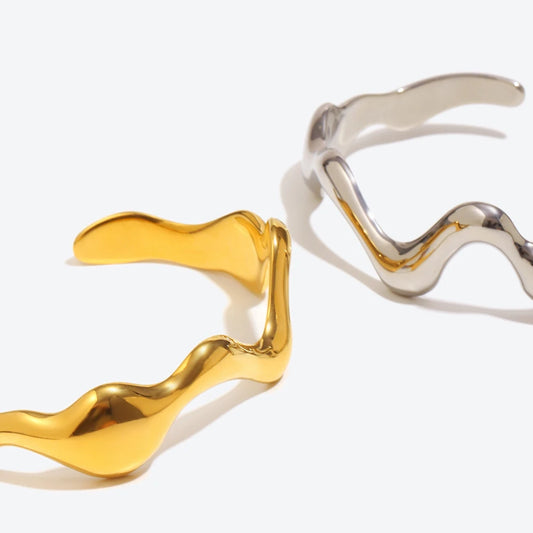 E.B.belle Creative PVD Plated Geometric Color Casting Wave Cuff Bracelets 18K Gold Plated Stainless Steel Glossy Fashion Jewelry