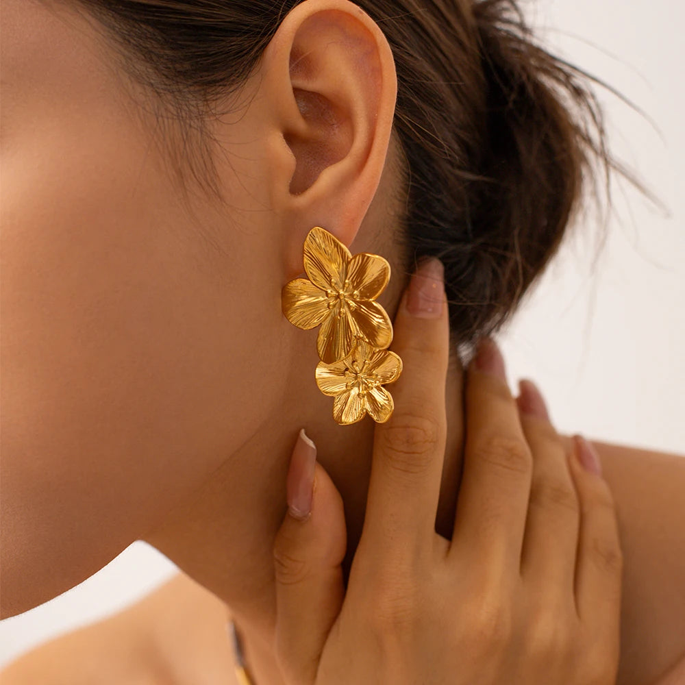 Fleur Earrings Vintage Flower
