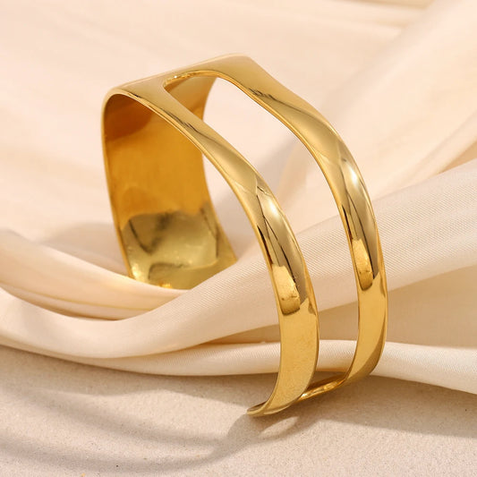 E.B.belle 18K Gold Plated Smooth Geometric Asymmetric Double-layer Cuff Bracelet Stainless Steel Minimalist Style Women Jewelry